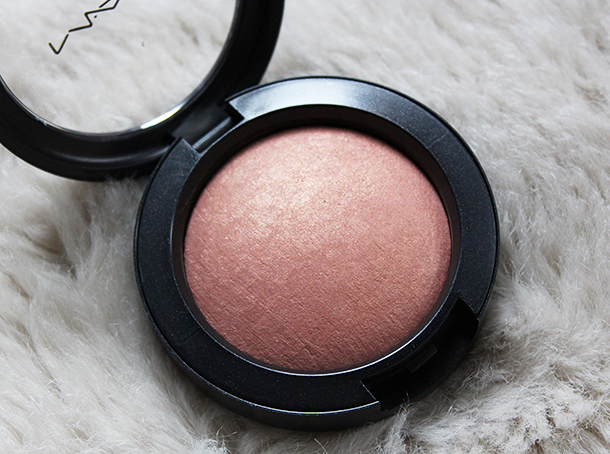 Warm soul. Румяна Mac warm Soul. Mac Mineralize blush warm Soul. Румяна Mac Mineralize blush warm Soul. Mineral румяна Mac warm Soul.