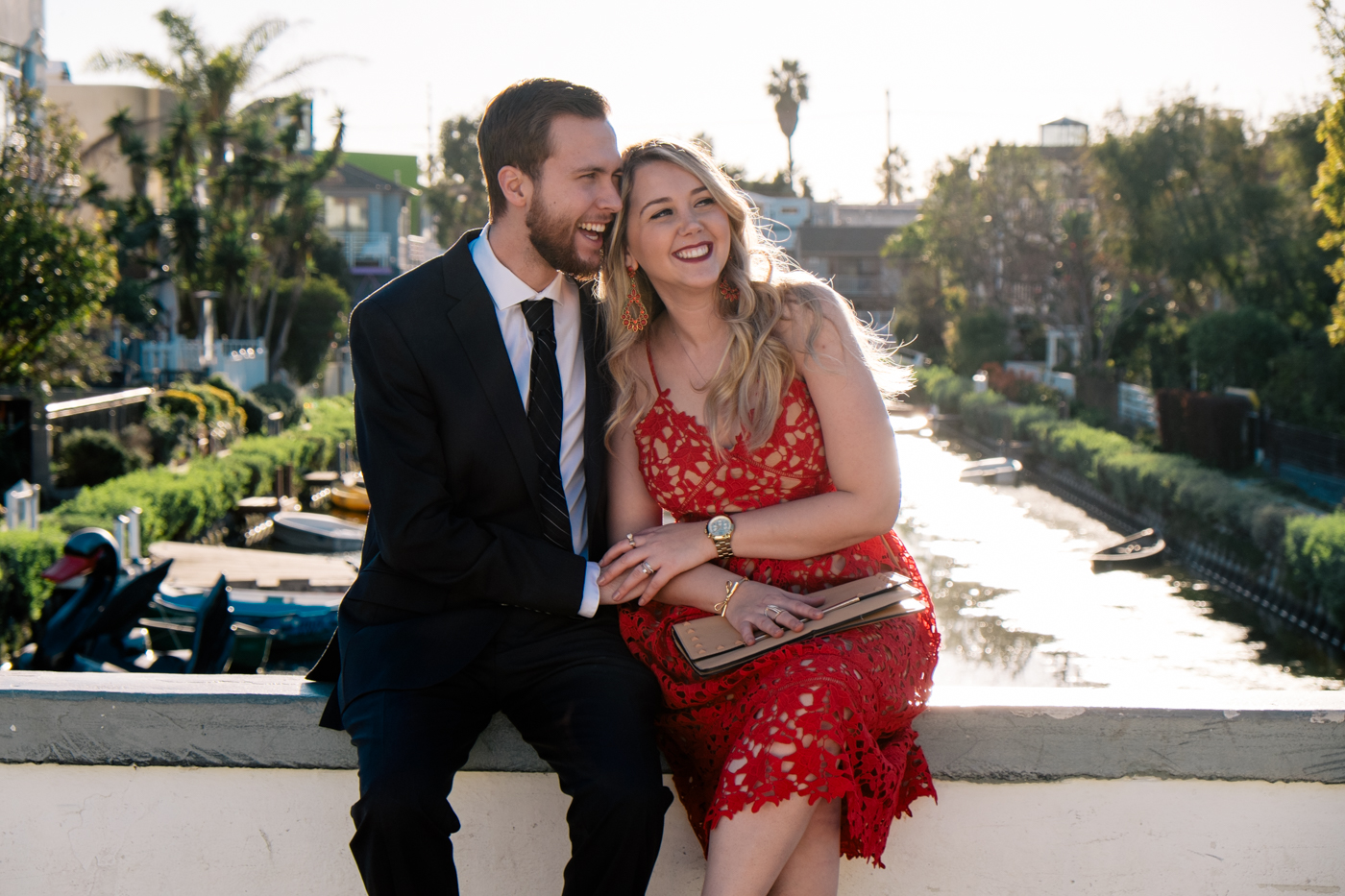 Benjamin e Debora Dahl rindo no dia dos namorados no Venice Canals