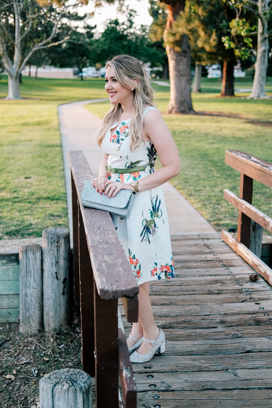 Debora Dahl, spring style white floral dress