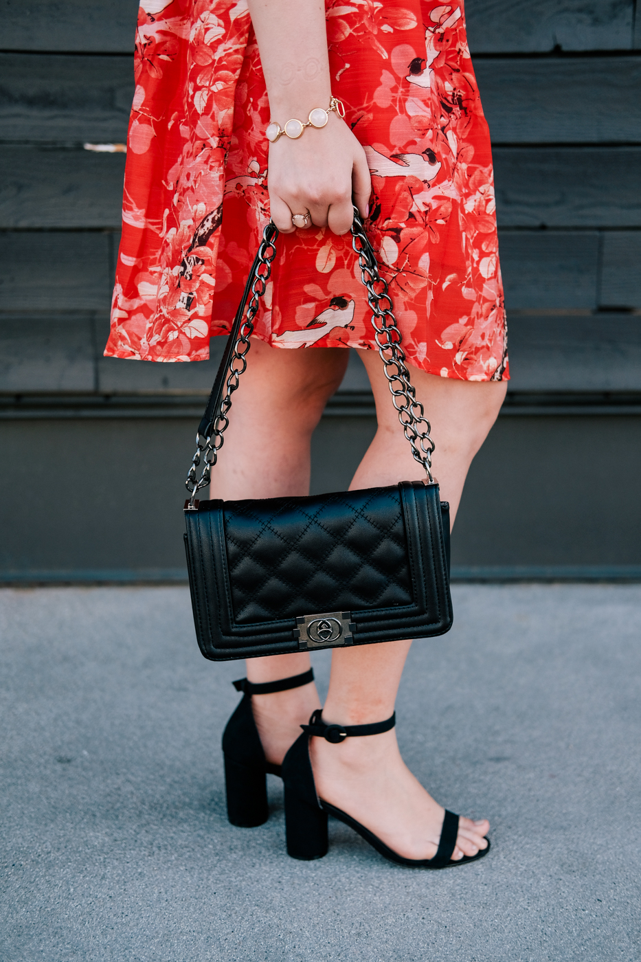 Debora Dahl, black heels and bag