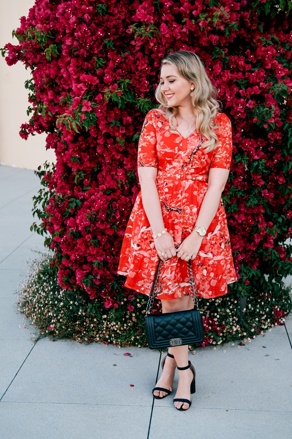 Debora Dahl, ladylike style, red dress