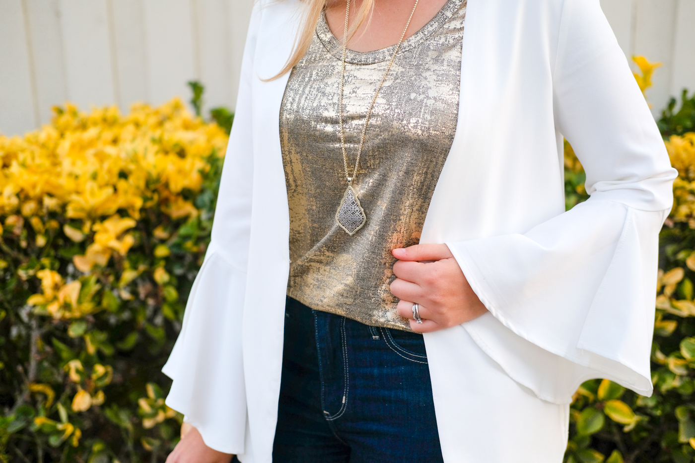 Rocksbox - Kendra Scott, Debora Dahl - white blazer