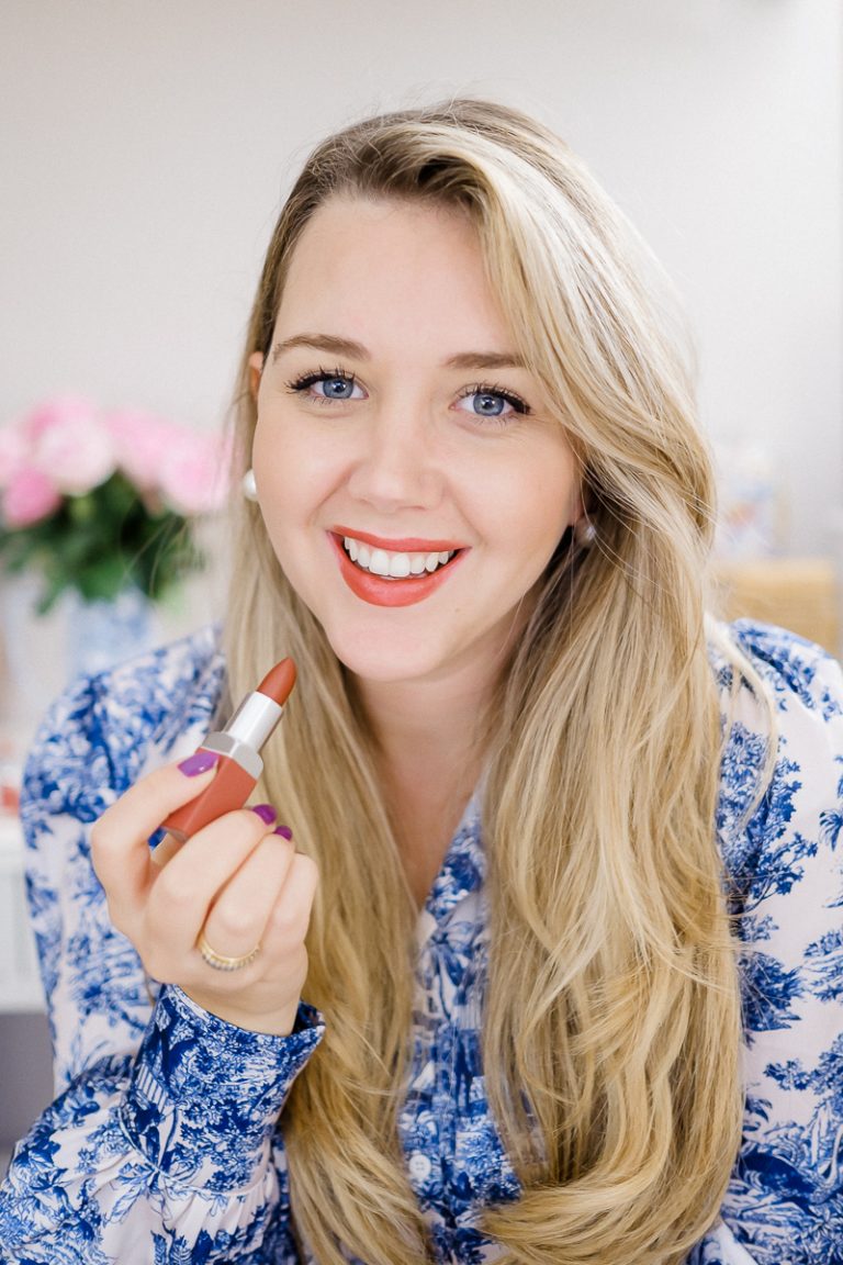 Review: Clinique Even Better Foundation and Lipsticks - Debora Dahl